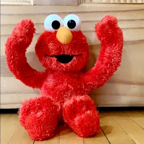 Sesame Street TALKING PEEK-A-BOO ELMO 12" Plush - Picture 2 of 6